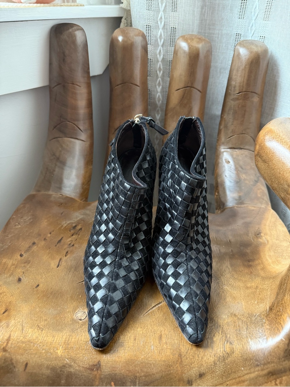 Bottega Veneta Woven Pointed Toe Ankle Boots - Black
